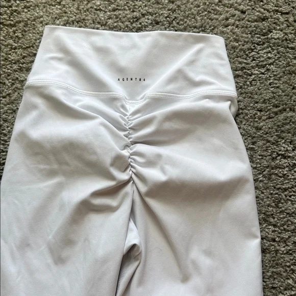 Agent84 Cream  girlfriend High-Waisted Leggings - Picture 7 of 8